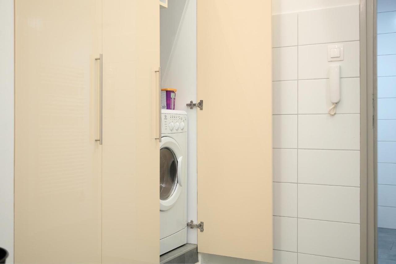 Maverick Apartments Будапеща Екстериор снимка