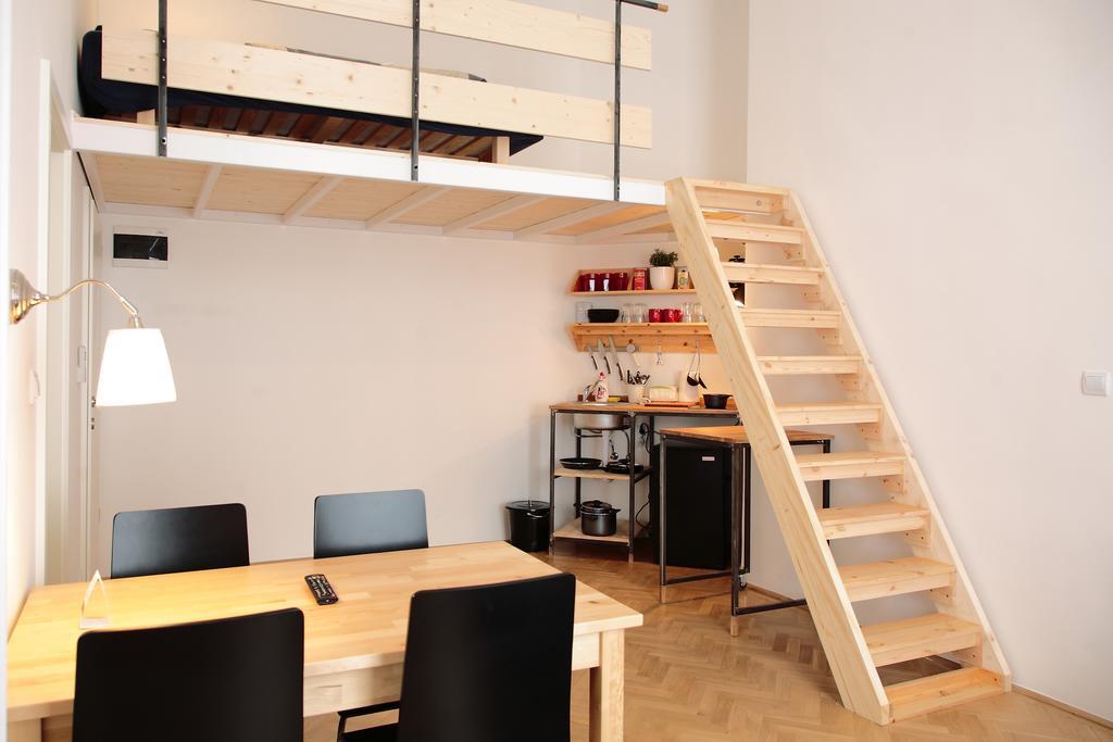 Maverick Apartments Будапеща Стая снимка