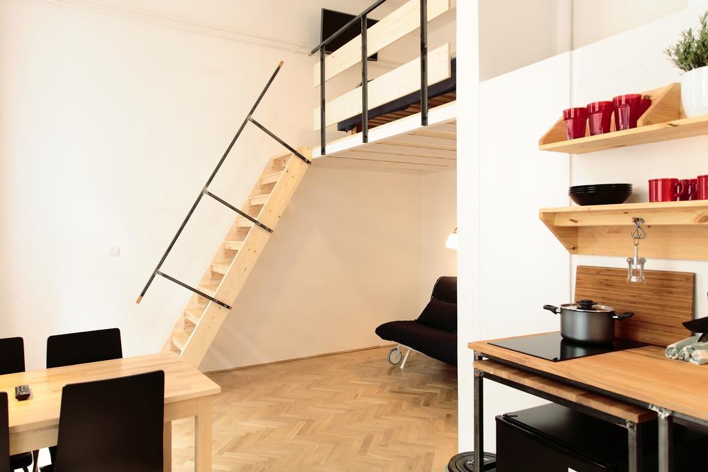 Maverick Apartments Будапеща Стая снимка