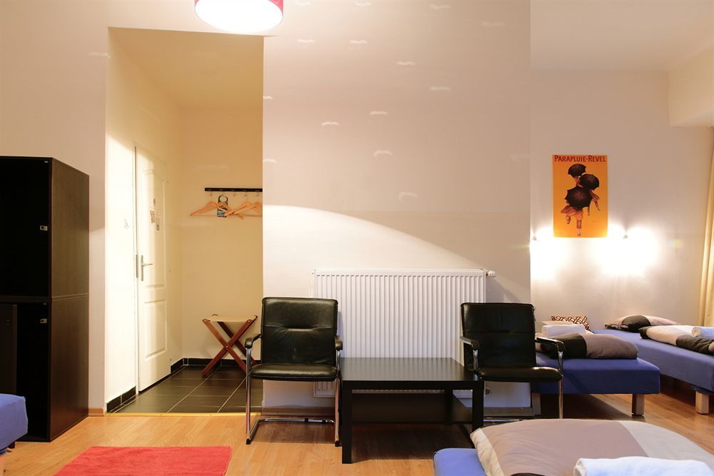 Maverick Apartments Будапеща Екстериор снимка